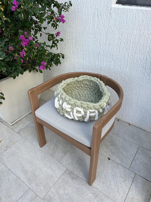 Honest Pets® "Paw Spa" Gehäkeltes Katzennest aus Chenille