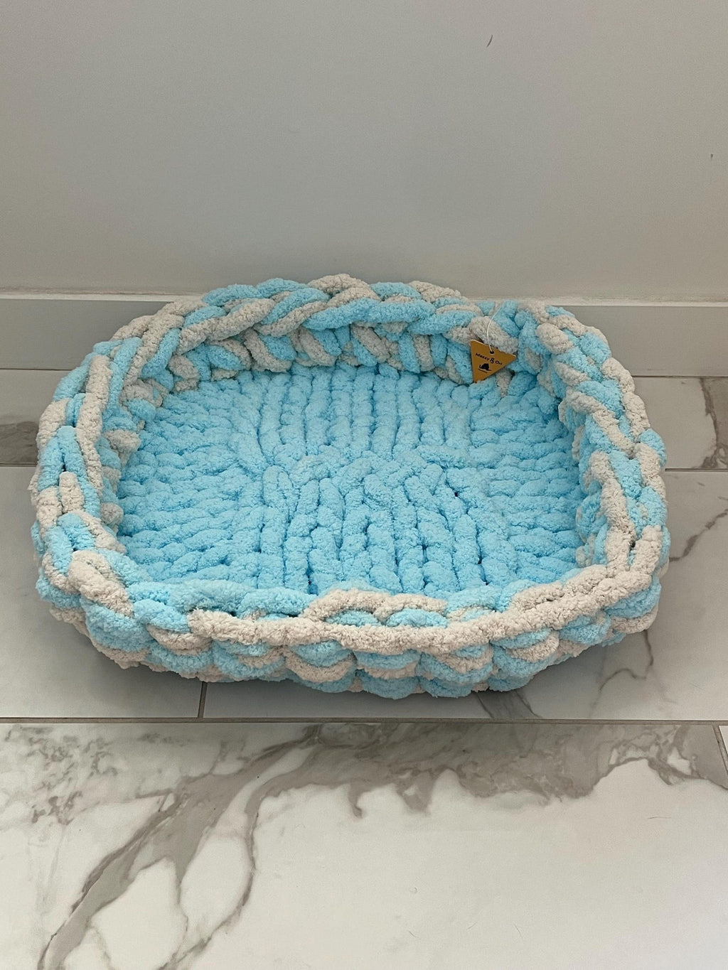 Honest Pets® "Cloud Cushion" Extra-Plüsch Haustierbett – Doppelgarn Handgestrickt
