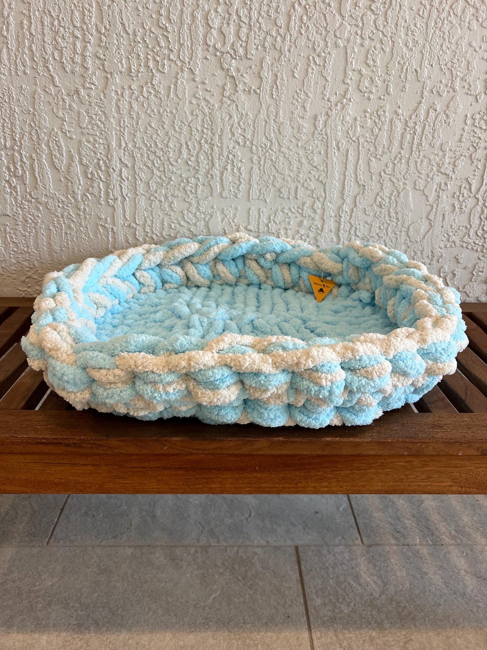 Honest Pets® "Cloud Cushion" Extra-Plüsch Haustierbett – Doppelgarn Handgestrickt