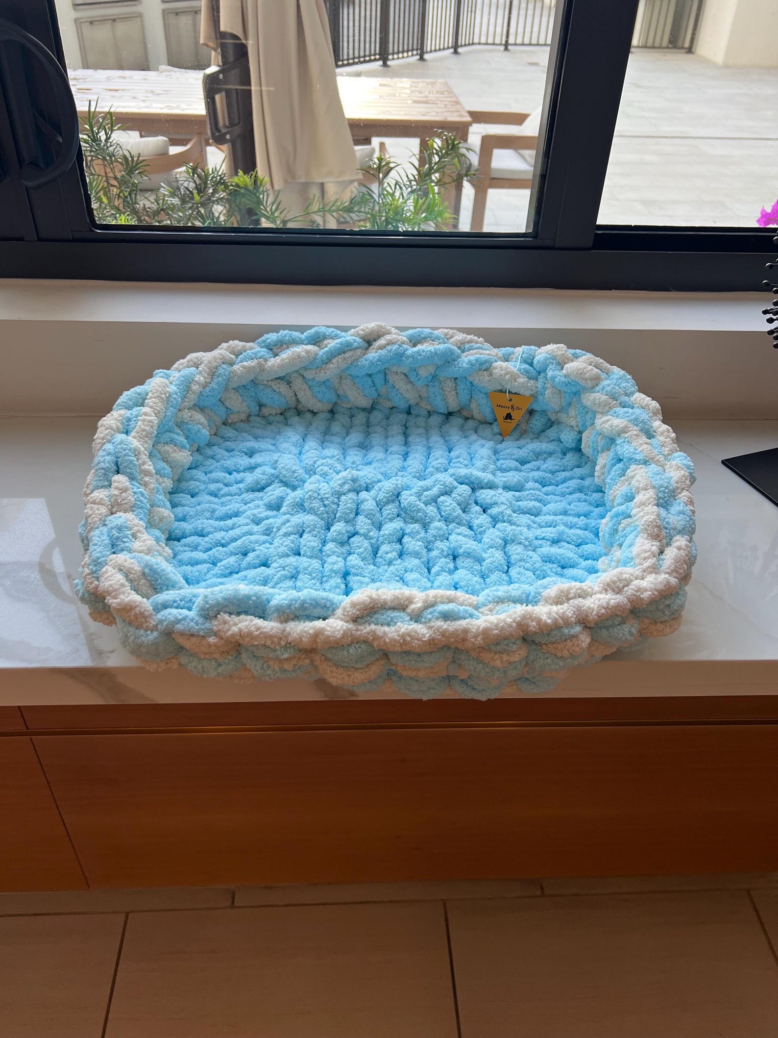 Honest Pets® "Cloud Cushion" Extra-Plüsch Haustierbett – Doppelgarn Handgestrickt
