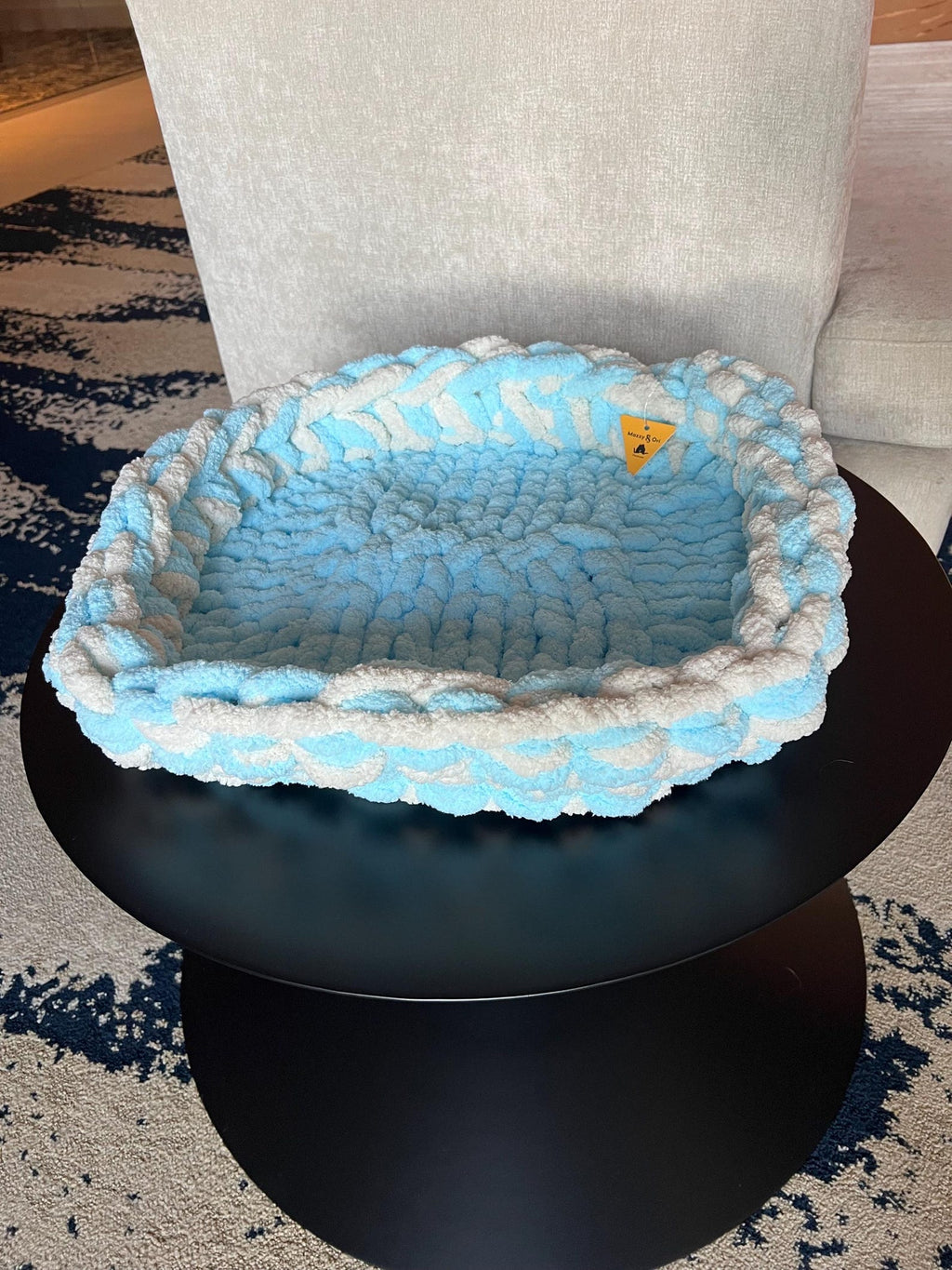 Honest Pets® "Cloud Cushion" Extra-Plüsch Haustierbett – Doppelgarn Handgestrickt