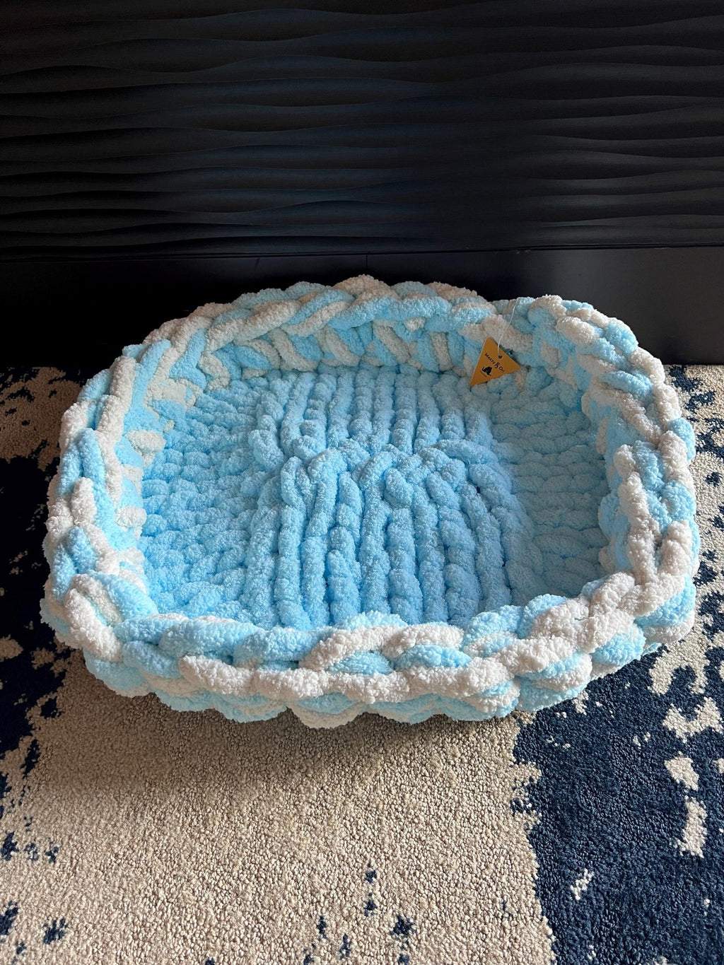 Honest Pets® "Cloud Cushion" Extra-Plüsch Haustierbett – Doppelgarn Handgestrickt