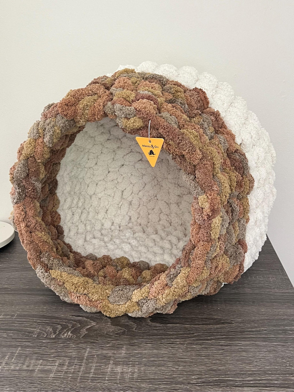 Honest Pets® "Cozy Cave" Gehäkeltes Katzenhaus aus Chenille – Formstabil & Handgefertigt