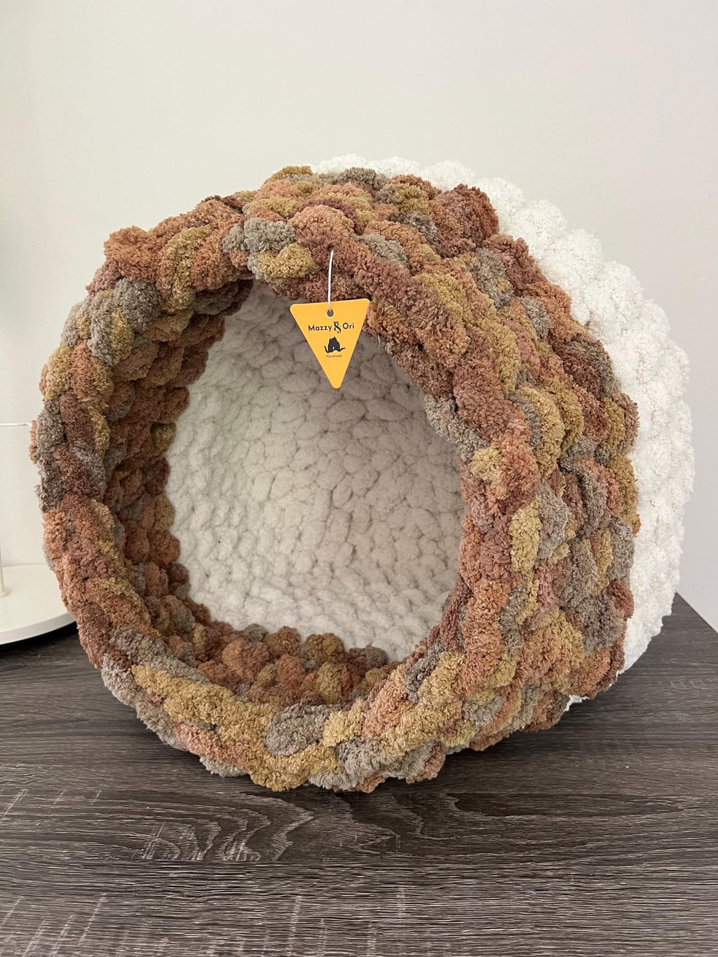 Honest Pets® "Cozy Cave" Gehäkeltes Katzenhaus aus Chenille – Formstabil & Handgefertigt